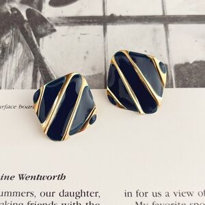 VTG 1980’s Earrings